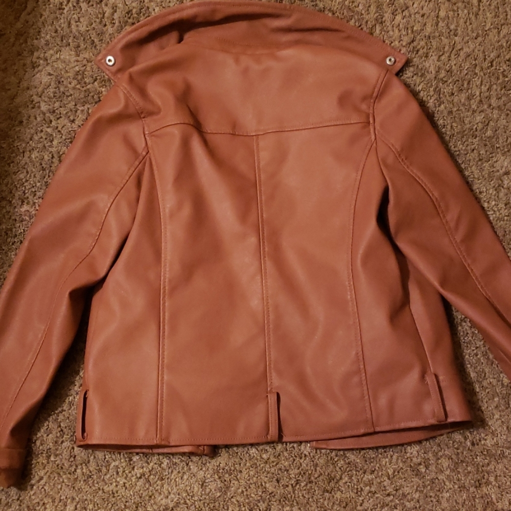 Jacket - Picture 3 of 3